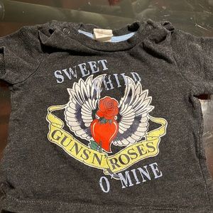 Baby Guns N’ Roses T-shirt Sweet Child O’ Mine 4 to 6 months old